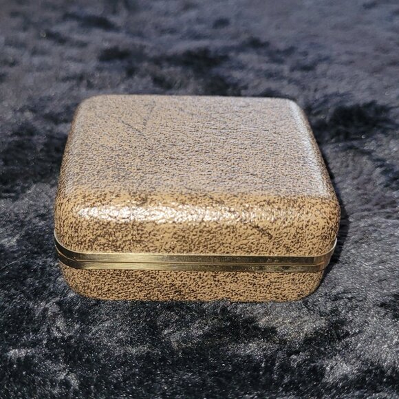 1/5 10K Gold Vintage "Fisher" Lapel Pin - Picture 2 of 7